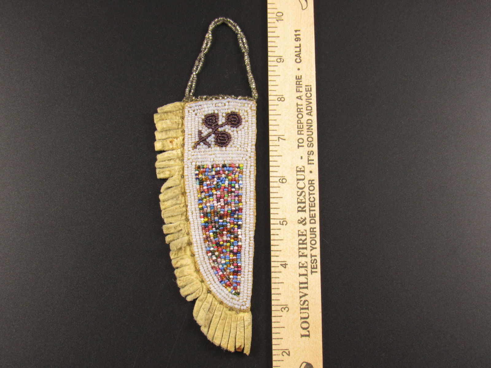 Beautiful Vintage Native American Beaded Knife Sheath (1 of 5)