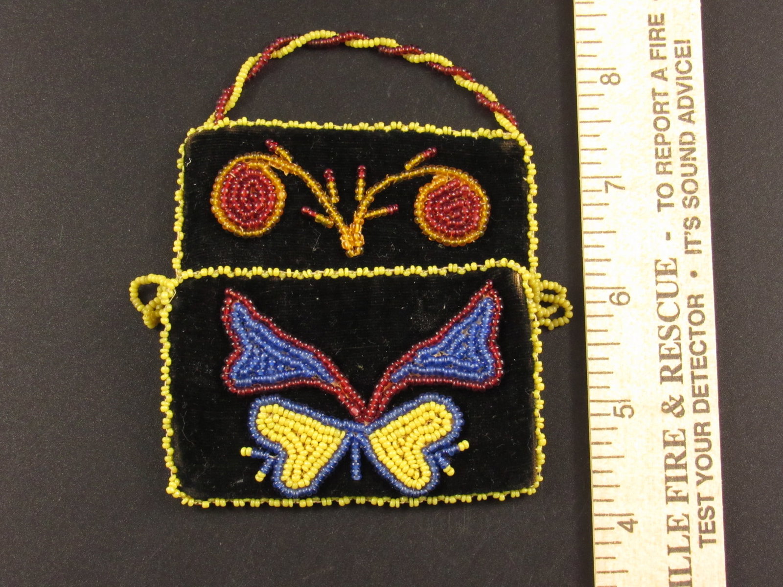 Beautiful Vintage Native American Beaded Bag or Pouch (1 of 3)
