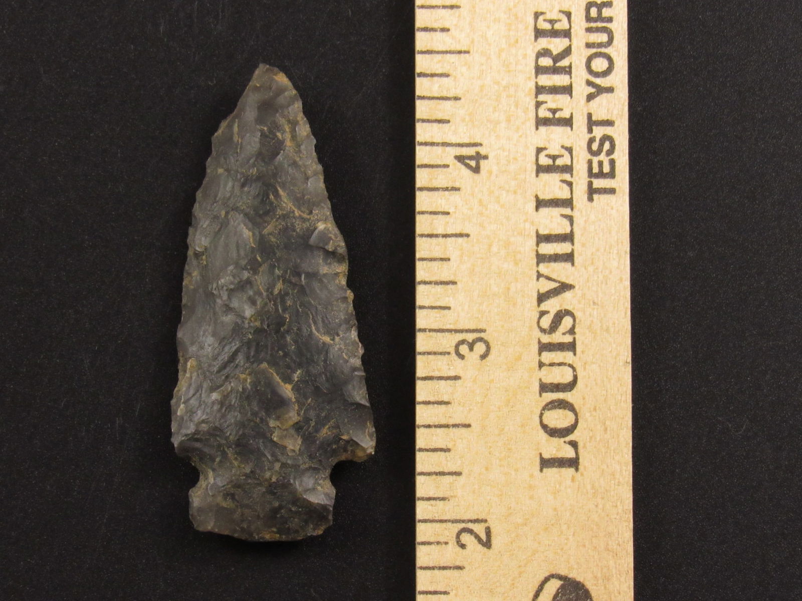 Nice Prehistoric Native American Indian Flint Arrowhead (1 of 3)