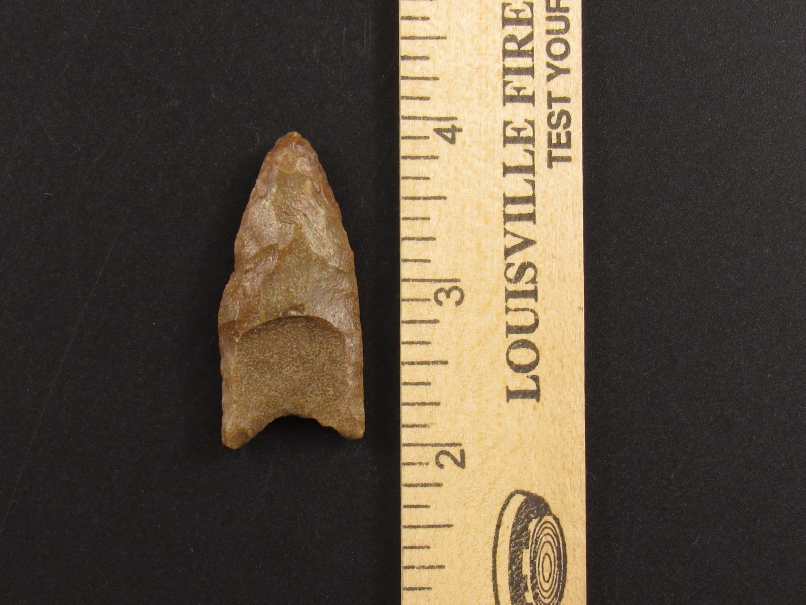 Very Nice Native American Flint Arrowhead (1 of 3)