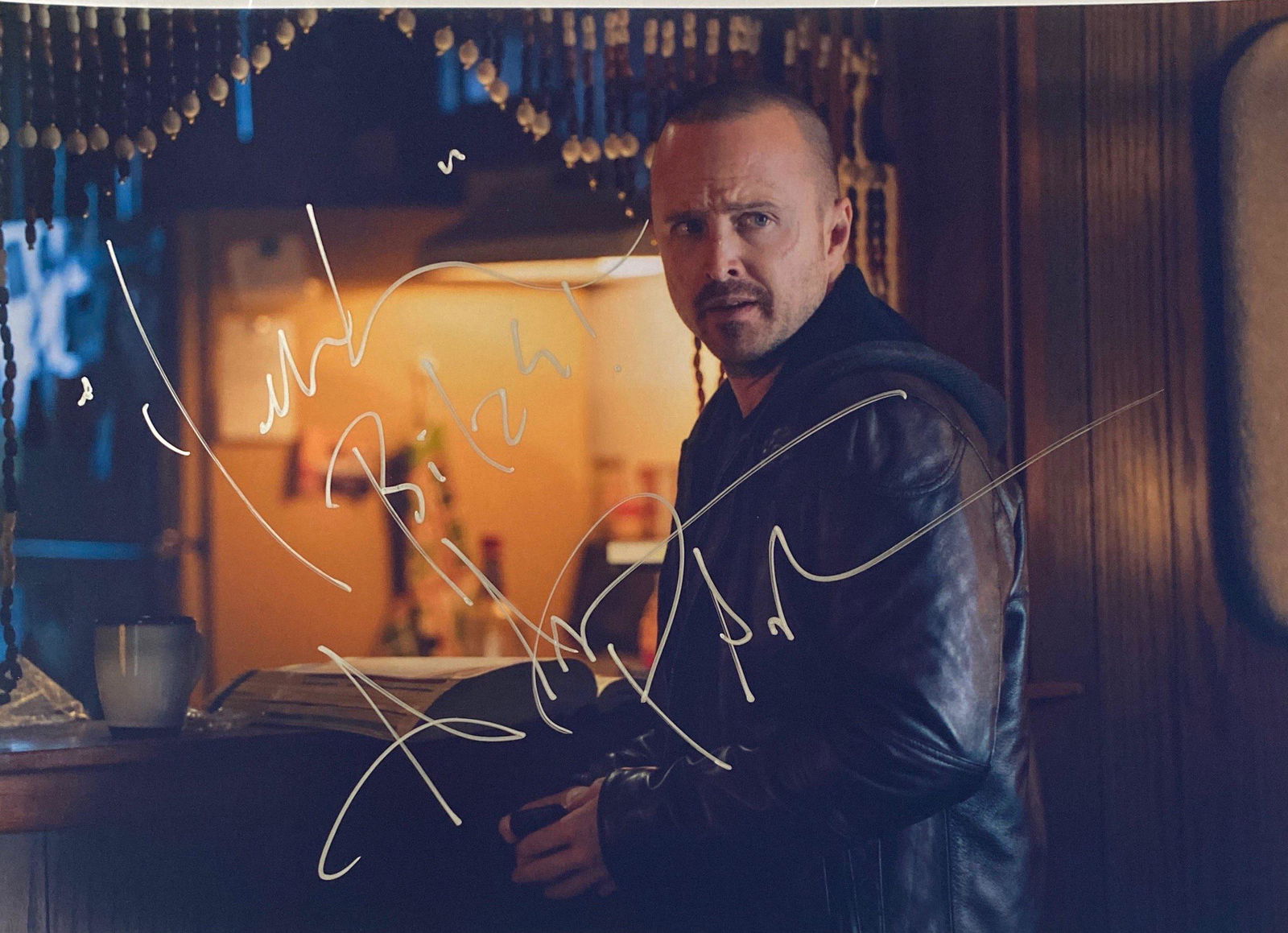 Autograph Signed Breaking Bad Photo: Category: Autograph CollectiblesSize: 8 x 10'Autograph: Aaron Paul Excellent ConditionDetails are as shown in the photos