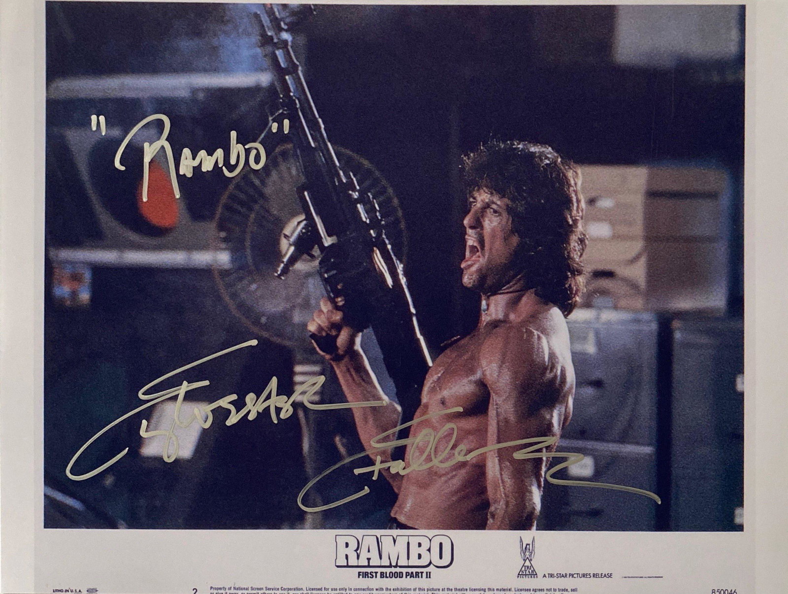 Autograph Signed Rambo Photo: Category: Autograph CollectiblesSize: 8 x 10'Autograph: Sylvester Stallone Excellent ConditionDetails are as shown in the photos
