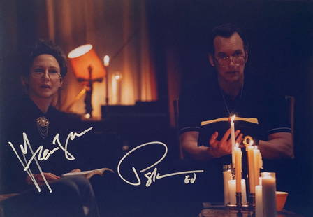 Autograph Signed Conjuring Photo: Category: Autograph CollectiblesSize: 8 x 10'Vera Farmiga, Patrick Wilson Excellent ConditionDetails are as shown in the photos