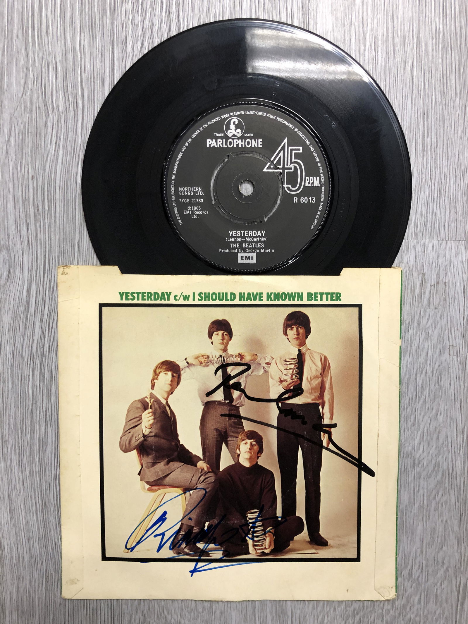Autograph Signed Beatles Vintage Vinyl (1 of 1)