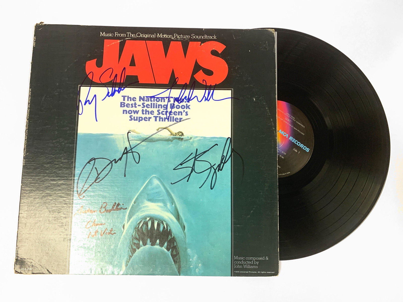 Autograph Jaws Roy Scheider Vinyl: Autograph Name(s):Roy Scheider, Richard Dreyfuss, Steven Spielberg, John Williams, Susan BacklinieProduct Condition: Vintage