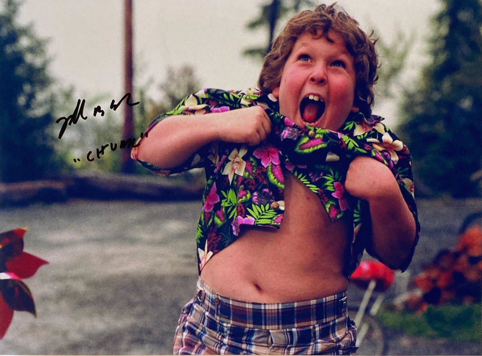 Autograph Signed Goonies Photo: Category: Autograph CollectiblesSize: 8 x 10'Autograph: Jeff Cohen Excellent ConditionDetails are as shown in the photos