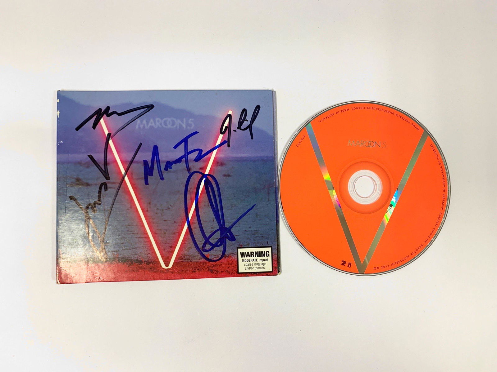 Autographed Maroon 5 CD Album (1 of 1)