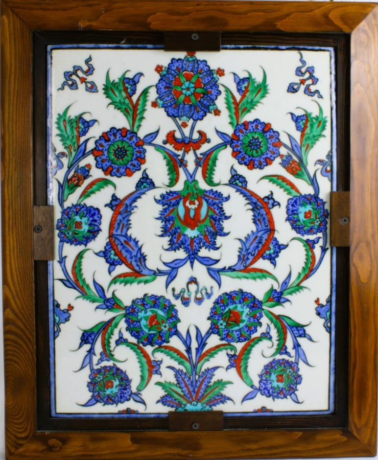 Iznik tile in a wooden frame (1 of 3)