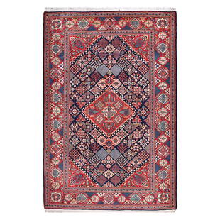A Kashan Carpet: A geometrical design Kashan (Persia) Joshagan design. Wool on Cotton. Circa 1940. Approx. 213x140cm 