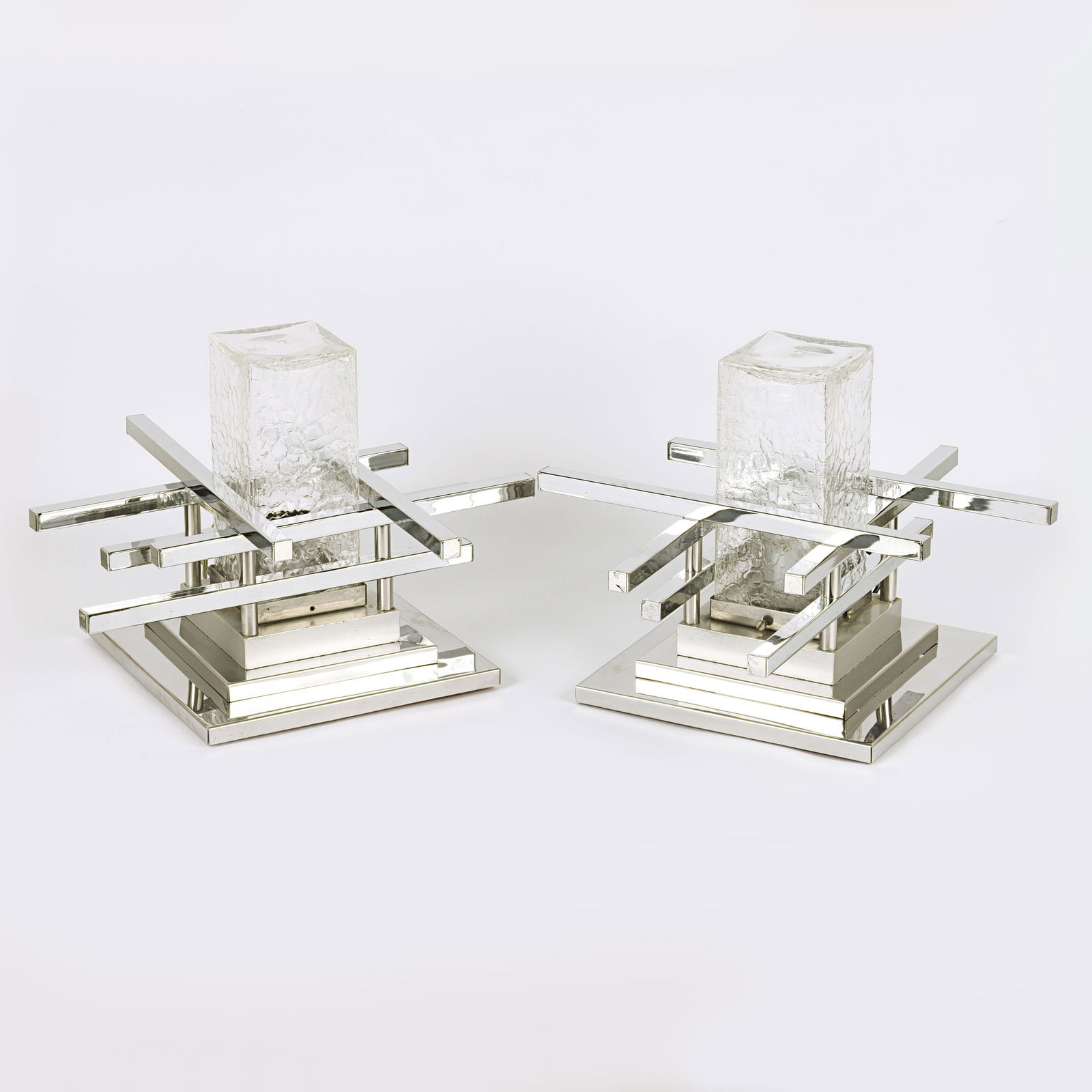 A 1970s pair of "Metric" table lamps with Murano glass, by Gaetano Sciolari. (1 of 8)