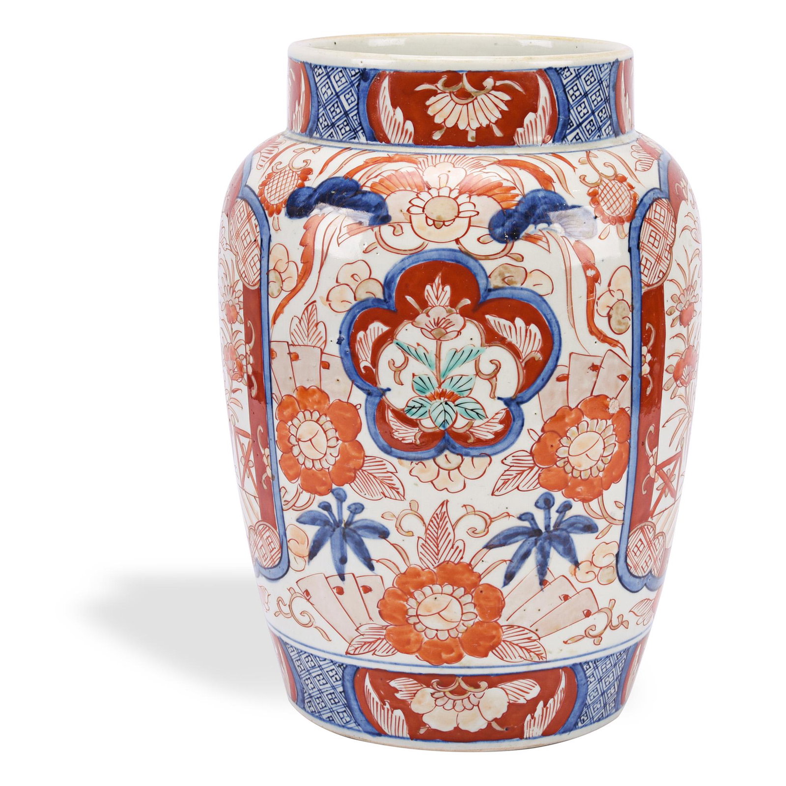 A late 19th century Japanese Imari porcelain vase.: A late 19th century Japanese Imari porcelain vase. Approx. D:18cm H:26cm
