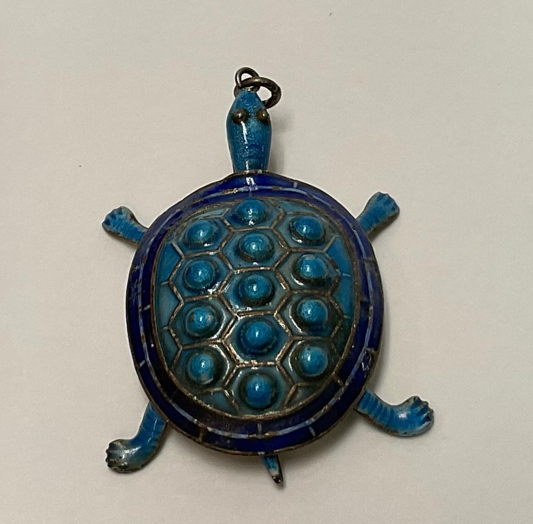 Vintage Chinese Export Articulated Enamel Sterling Turtle Pendant (1 of 6)
