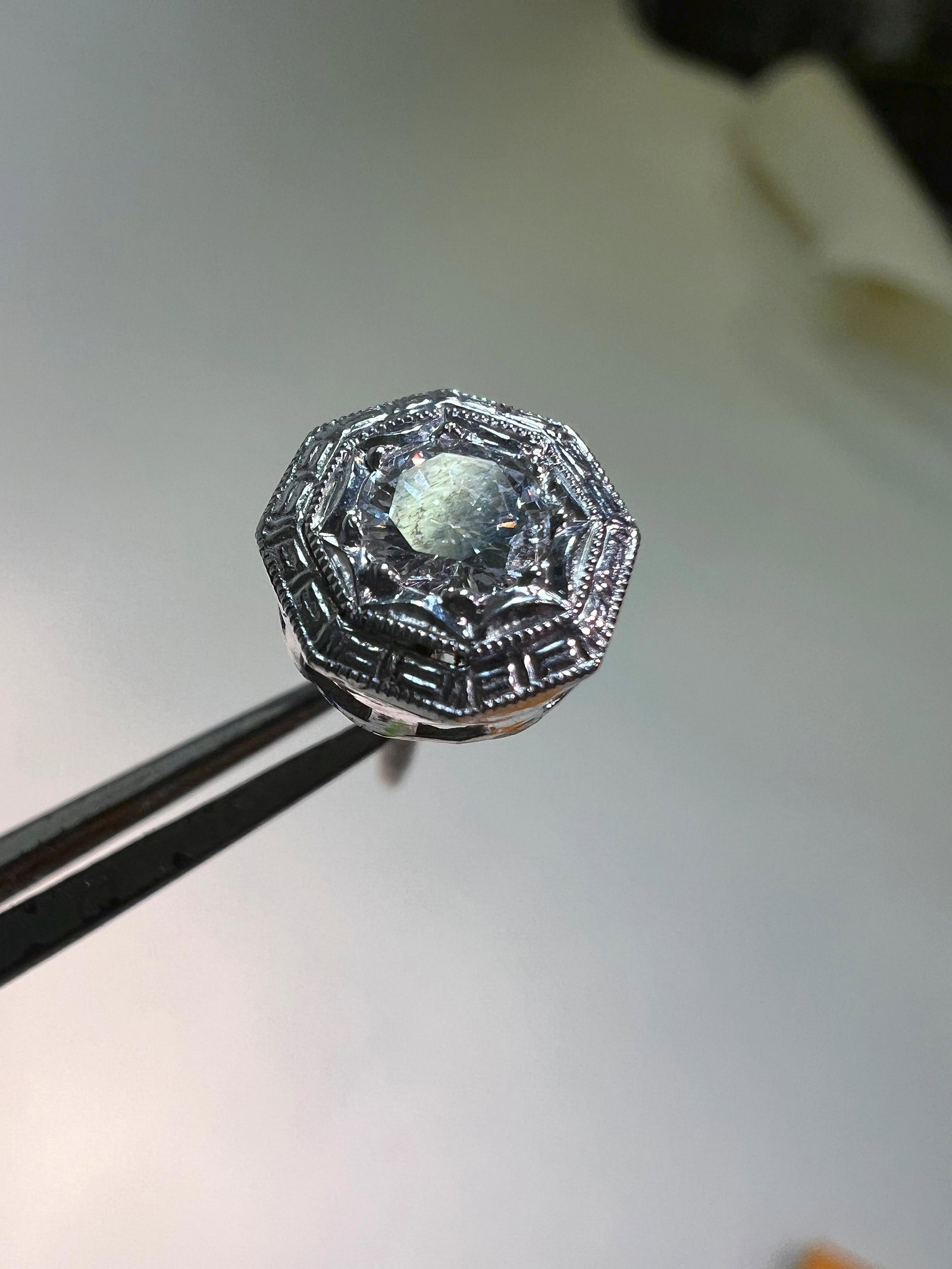 Antique Art Deco 14k White Gold & .25Ct Old Mine Cut Diamond Pin: Antique Art Deco 14k White Gold & .25Ct Old Mine Cut Diamond Pin