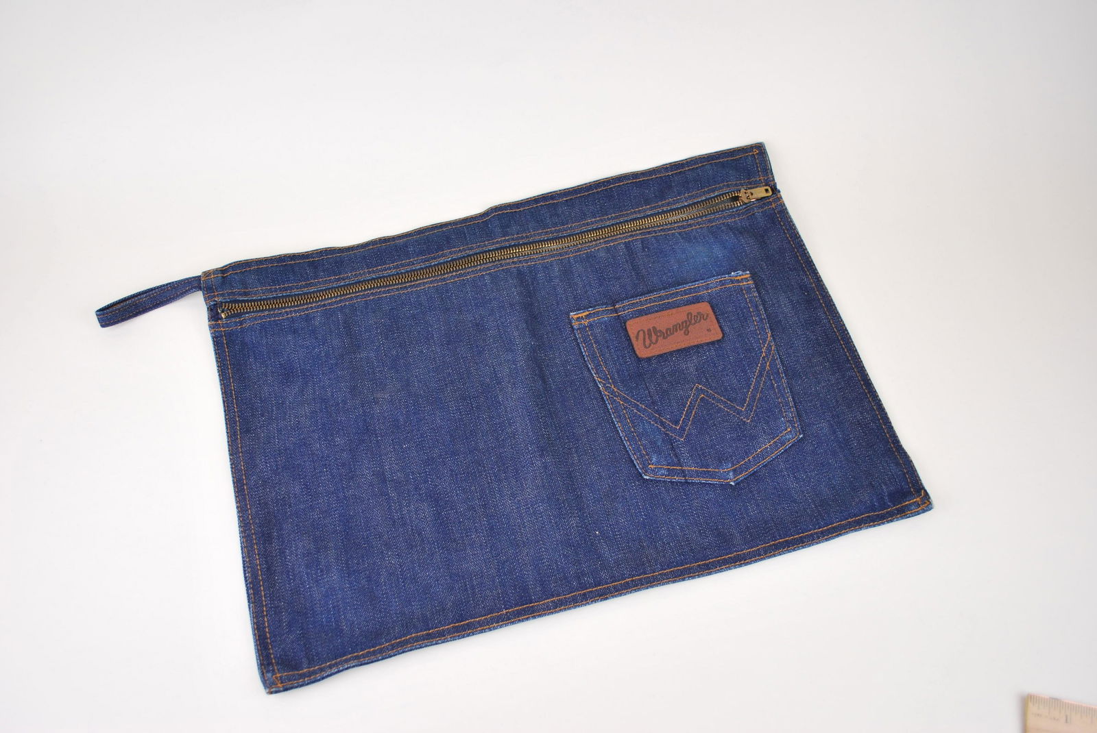 Vintage Wrangler Denim JEANS Tote Bag Artists Tools Metal Zipper Finger Loop (1 of 3)