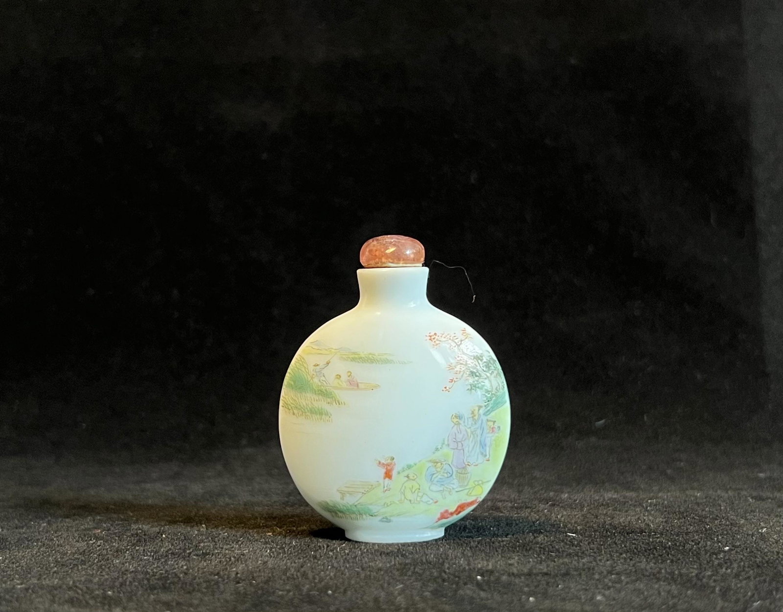 Chinese Rose Enameled Porcelain Snuff Bottle (1 of 2)
