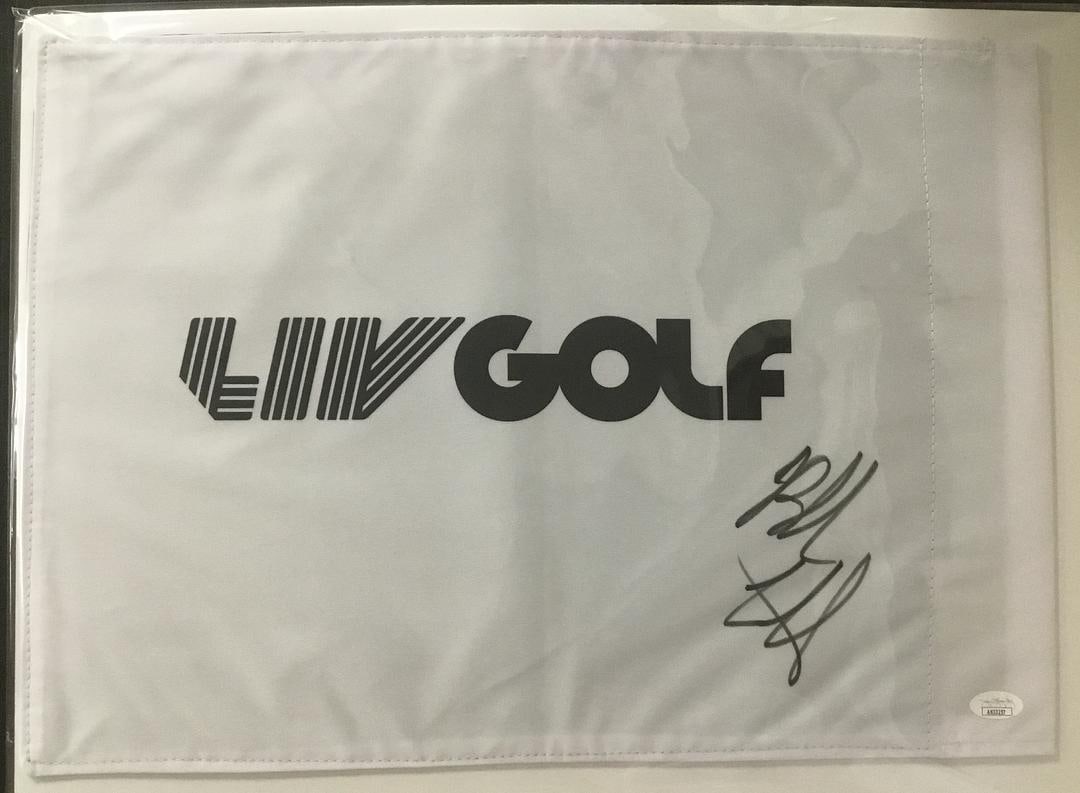 Bubba Watson Signed LIV Golf Pin Flag JSA#AK33257 (1 of 3)