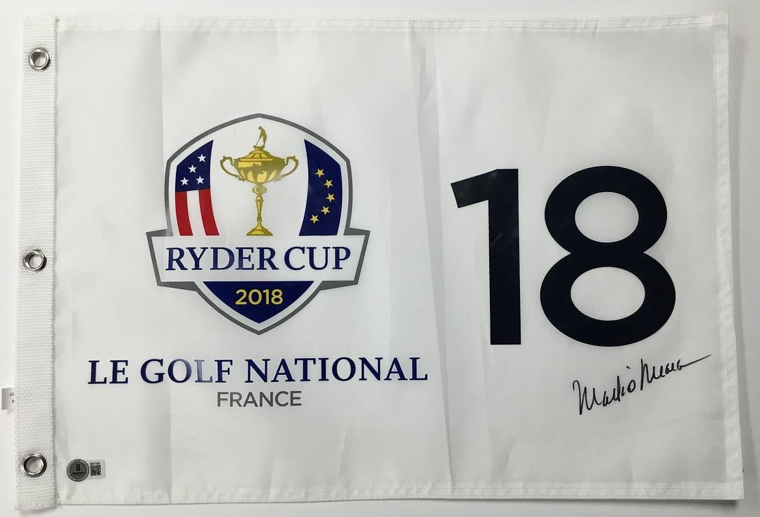 Mark O'Meara 2018 Ryder Cup Le Golf National #18 Signed Pin Flag Beckett BR77426: Mark O'Meara Signed 2018 Ryder Cup Le Golf National #18 Pin Flag Authenticated by Beckett Authentication Services Product Details: Official 2018 Ryder Cup Le Golf N