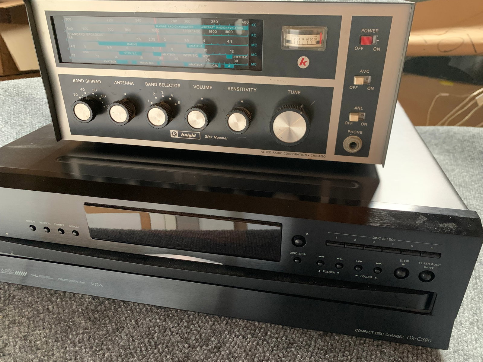 Knight Star Roamer Communications Receiver & Onkyo DX-C390 6-Disc CD Changer – Audio Electronics (1 of 10)