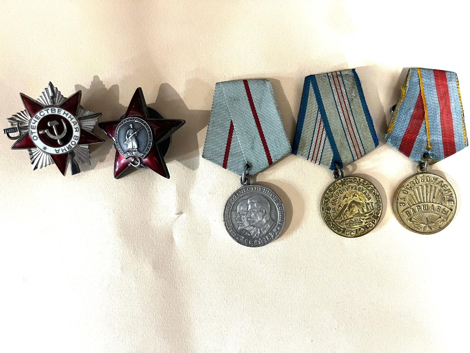 WWII Military Memorabilia Medals – Extensive Numbered USSR Soviet Medal & Badge Collection (1 of 5)