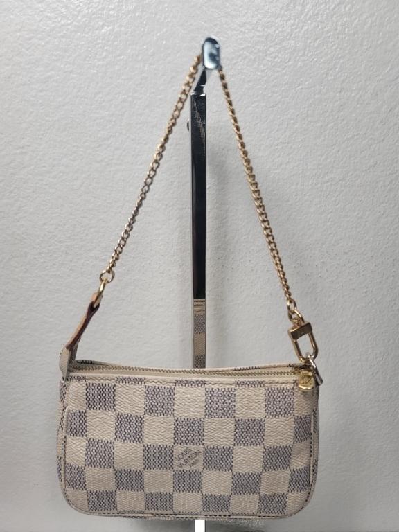 AUTHENTIC LOUIS VUITTON BAG: Authentic Louis Vuitton Damian Azur Mini Pochette Purse. condition: Pre-Owned