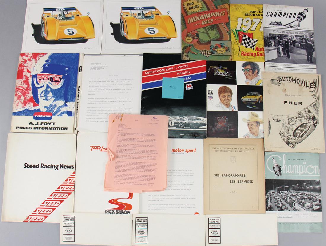 Mixed lot of press kits, brochures, press reports, (1 of 1)