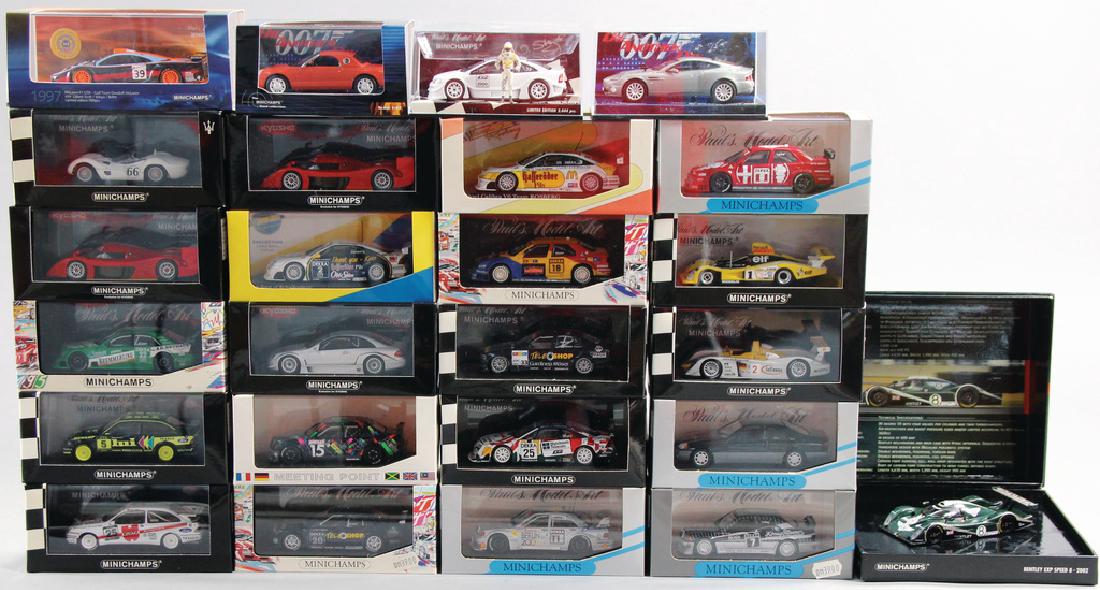 MINICHAMPS Mixed lot of 25 pieces, model cars, all with (1 of 1)