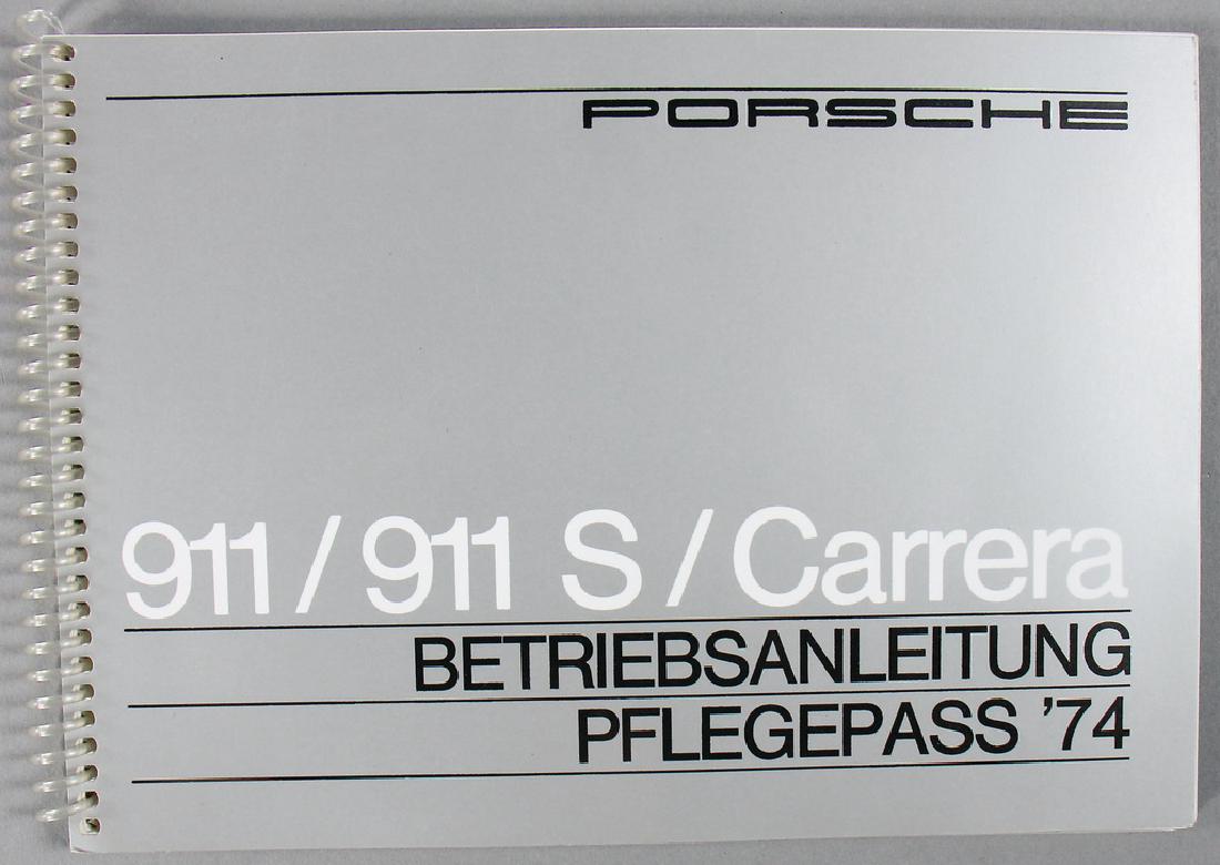 PORSCHE Operating instruction and service pass model (1 of 1)