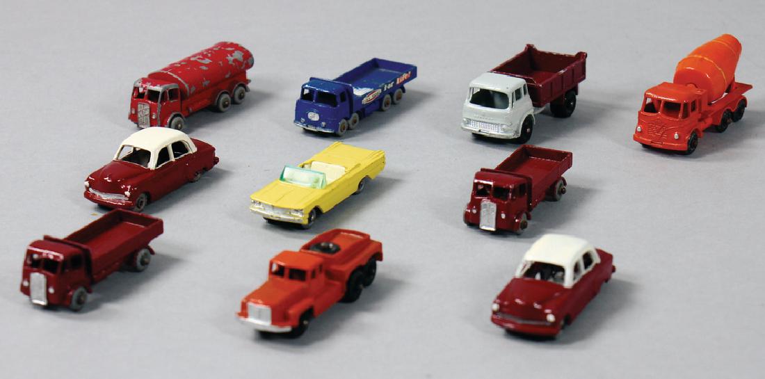LESNEY 10 models, passenger cars and trucks, used (1 of 1)