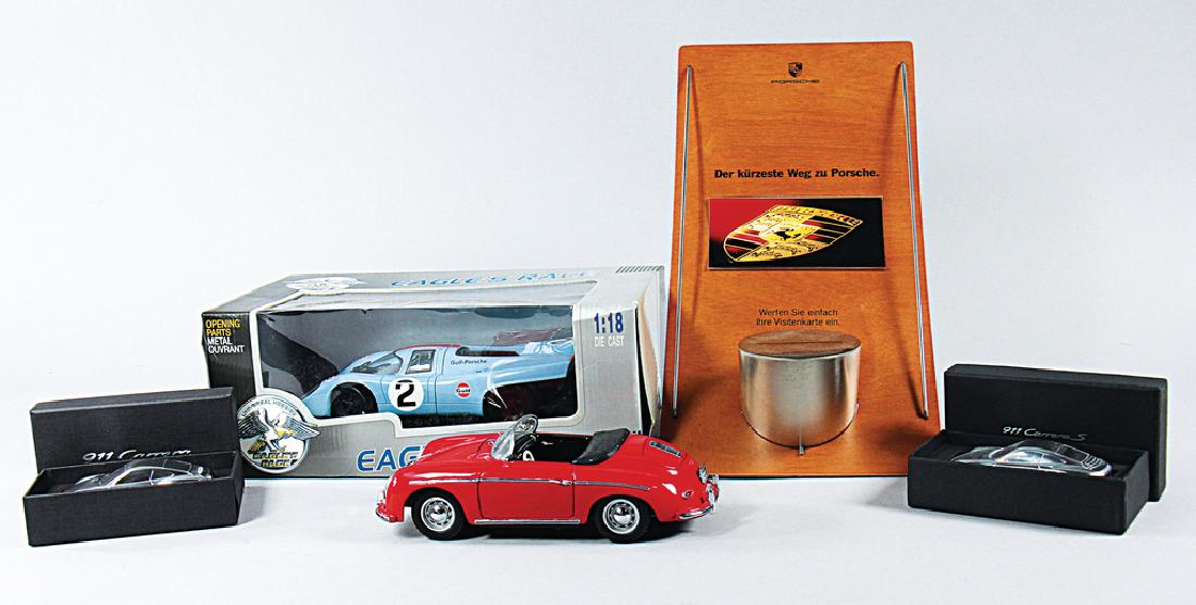 PORSCHE mixed lot with 5 pieces, consists of shop (1 of 1)