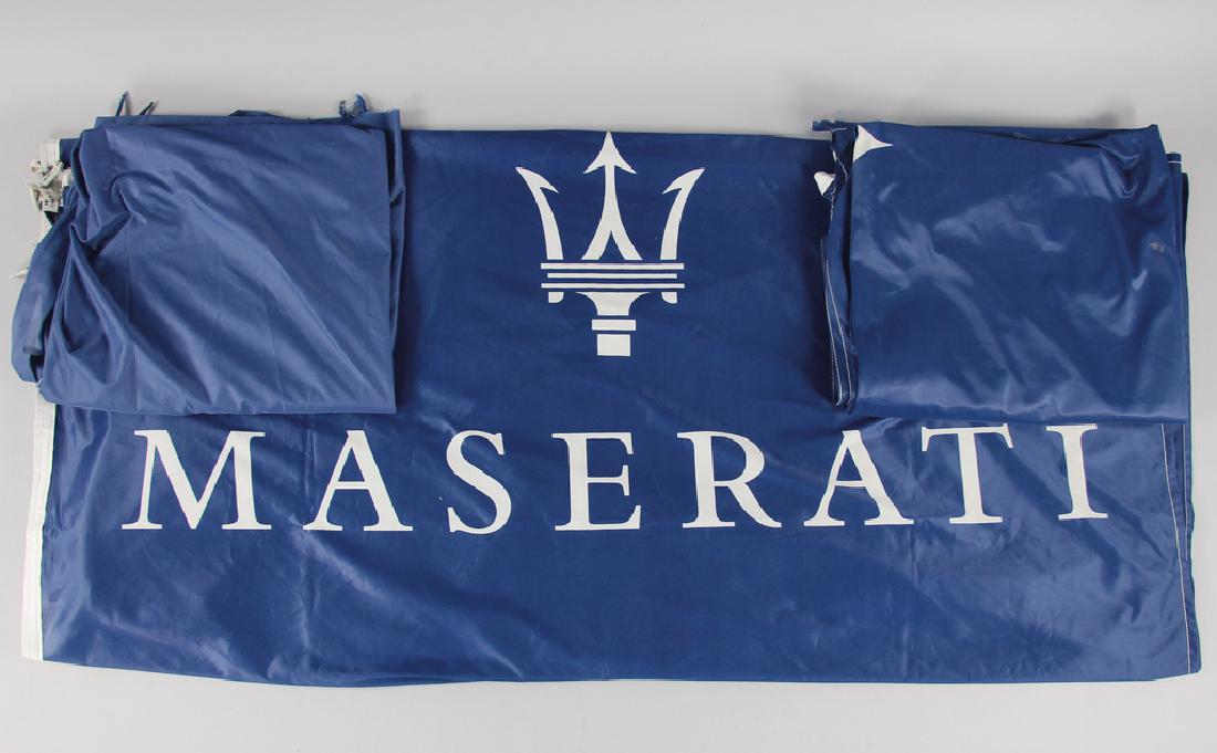 MASERATI mixed lot with 3 pieces, dealer flags, all (1 of 1)