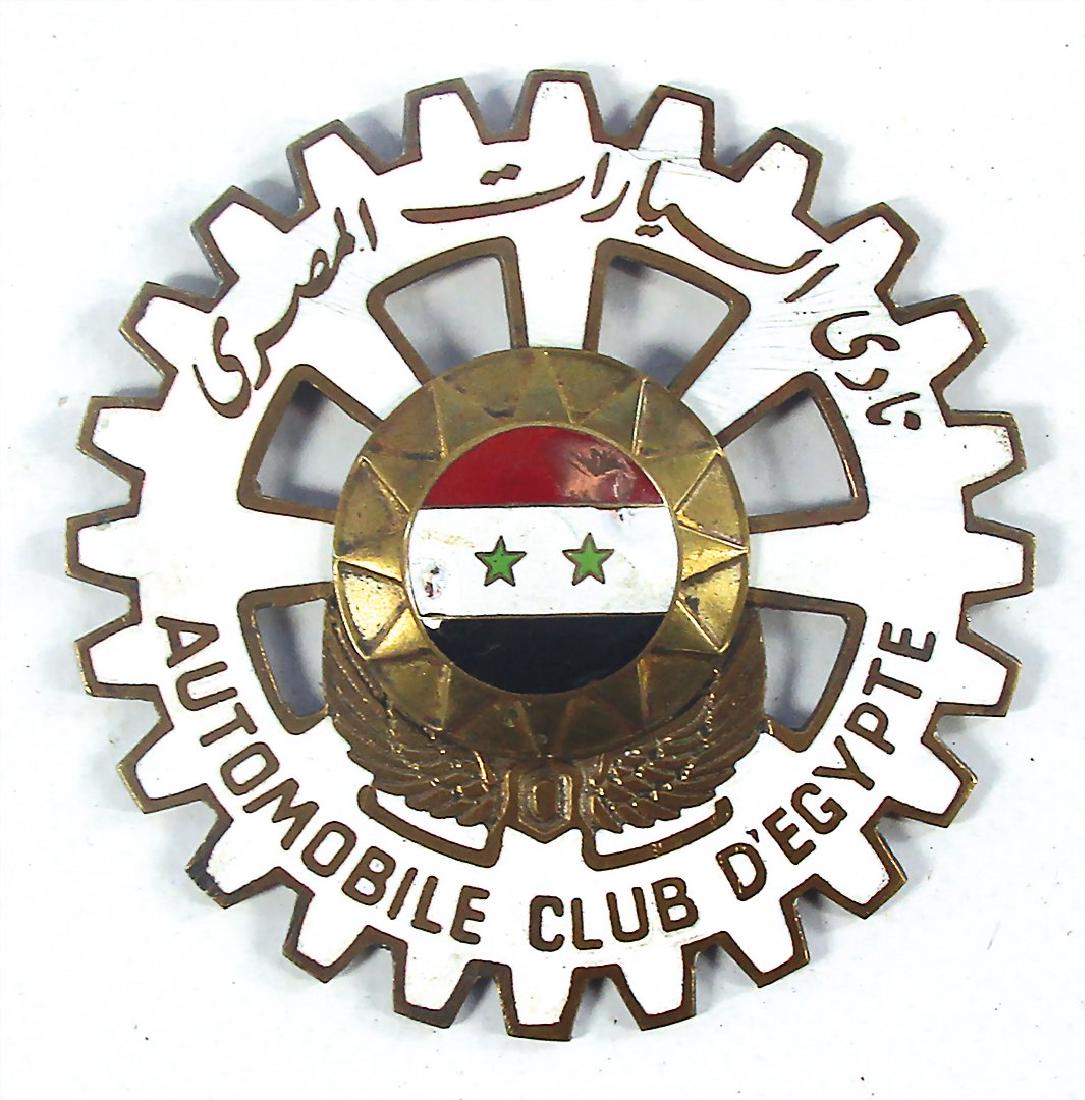 club-badge Automobile Club d?Egypte with a diameter of: club-badge Automobile Club d?Egypte with a diameter of c. 8 cm, slight traces of usage, otherwise good condition, enameled German Description Club-Plakette Automobile Club d?Egypte im Durchmesser ca.