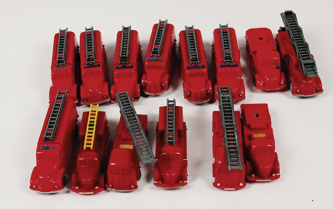 mixed lot of 14 Wiking fire engine models, model cars (1 of 1)