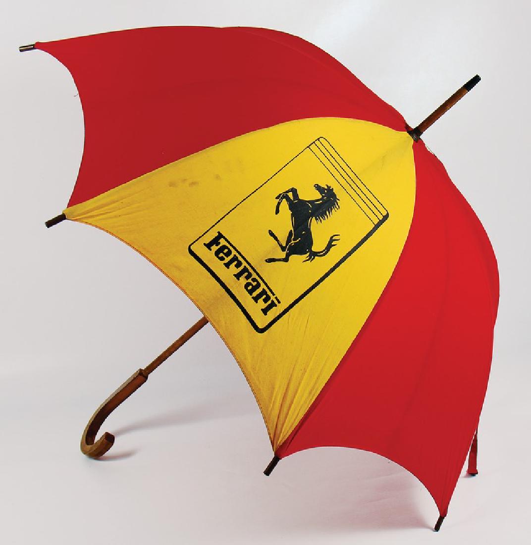 FERRARI umbrella Ferrari, '70s, smaller traces of: FERRARI umbrella Ferrari, '70s, smaller traces of usage, otherwise good condition German Description FERRARI Regenschirm Ferrari, 70er Jahre, kleinere Gebrauchsspuren, ansonsten guter Zust.