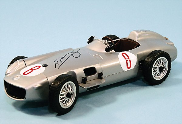 POLISTIL - Échelle 1/18 - MERCEDES-BENZ RW 196 grise - Très bon état