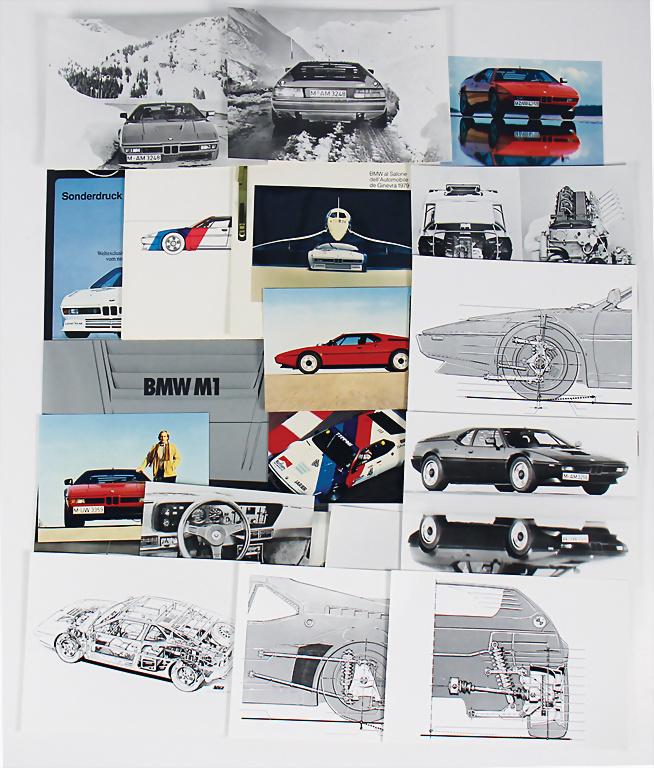 BMW mixed lot , among it sales brochure/fold-out (1 of 2)