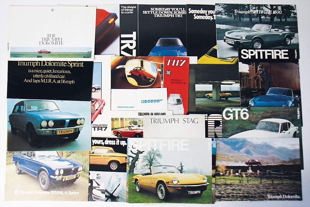 TRIUMPH mixed lot with 25 pieces, sales catalogs/ (1 of 1)