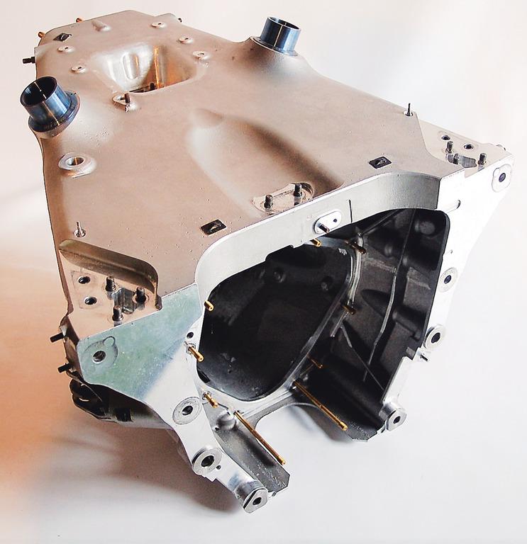 JAGUAR 2003, transmission housing for Jagaur R4 Formula (1 of 4)