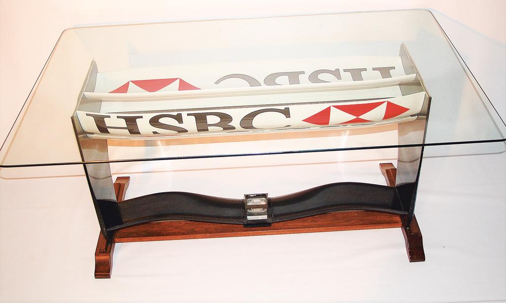 JAGUAR 2003, complete rear wing for Jaguar R4 Formula 1 (1 of 4)