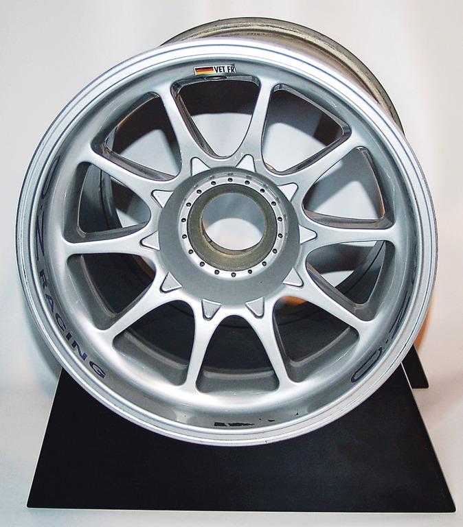 RED BULL / SEBASTIAN VETTEL 2010, original OZ Racing (1 of 6)