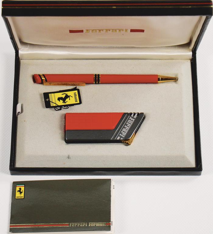 FERRARI mixed lot with 2 pieces, among it Ferrari (1 of 2)