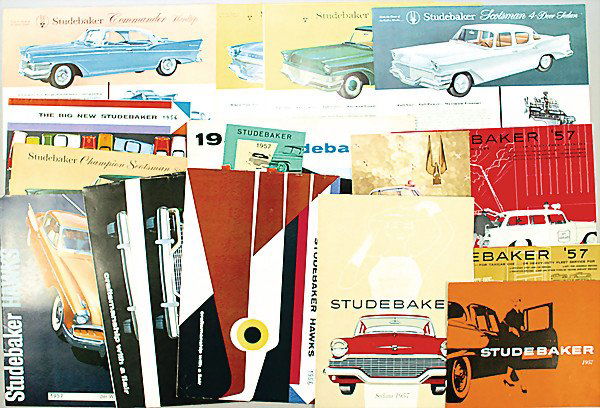 Studebaker USA, mixed lot of sales catalogs and bro: Studebaker USA, mixed lot of sales catalogs and brochures 20 parts 1956-57, among them the big new Studebaker, 12 pages 1956, the big new Studebaker, 20 pages, table of models 1956, Studebaker Hawks b