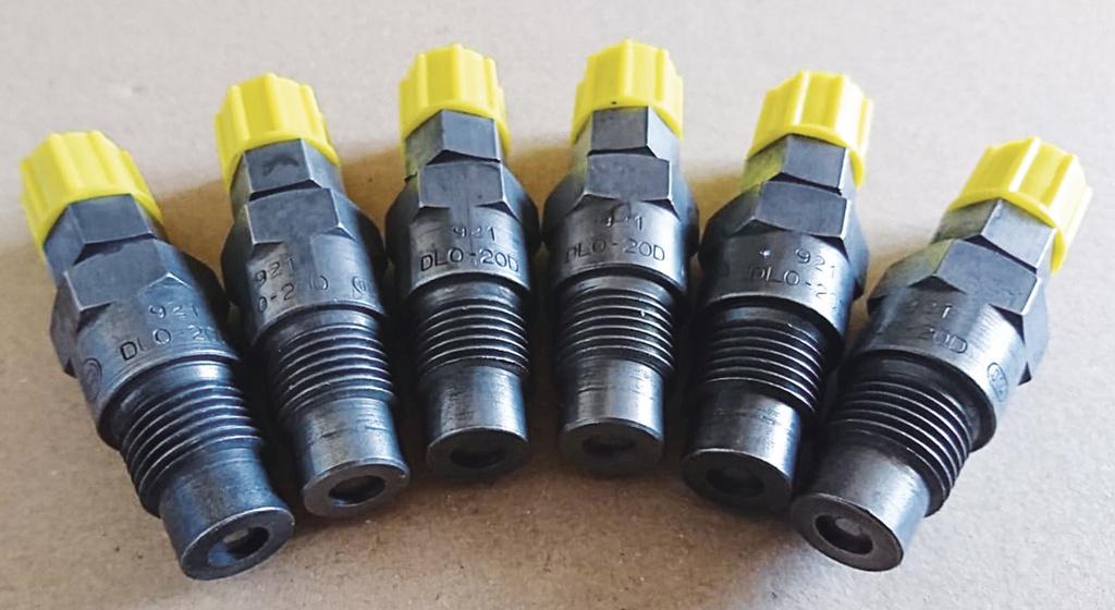 KUGELFISCHER 6 Bosch injection nozzles DLO-20D, new (1 of 1)