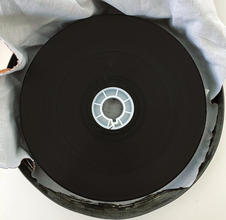 MILLE MIGLIA 1956 original 35mm film Mille Miglia 1956,: MILLE MIGLIA 1956 original 35mm film Mille Miglia 1956, among others you can see the cars of the Scuderia Ferrari, by Mercedes Benz, Porsche etc., a nice document of the times German Description Mille