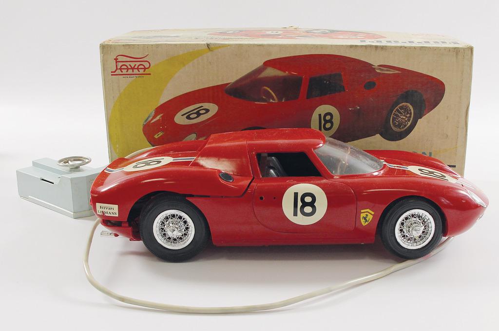 FERRARI / PAYA model car Ferrari 250 LM, plastic model 60/'70s, manufacturer "PAYA", scale 1:10, (1 of 1)