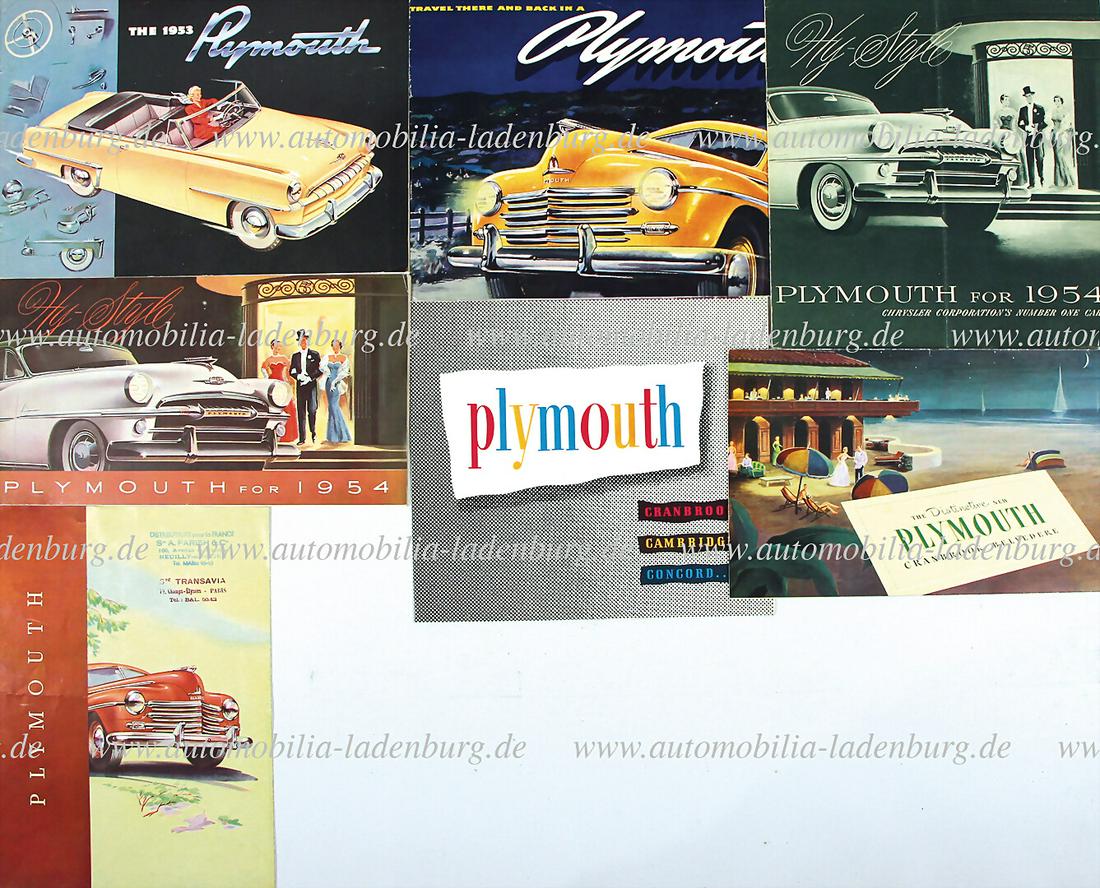 PLYMOUTH 7 pieces mixed lot of folders and model brochures, among