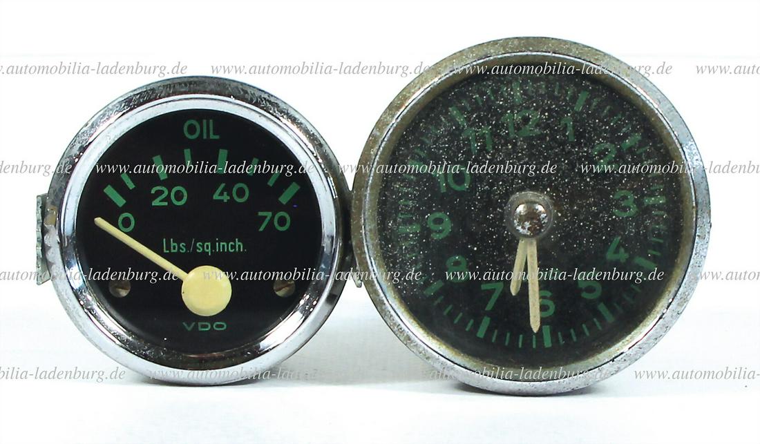 PORSCHE mixed lot, among it VDO car clock for Porsche 356, stamped 11.62, and VDO oil pressure (1 of 2)