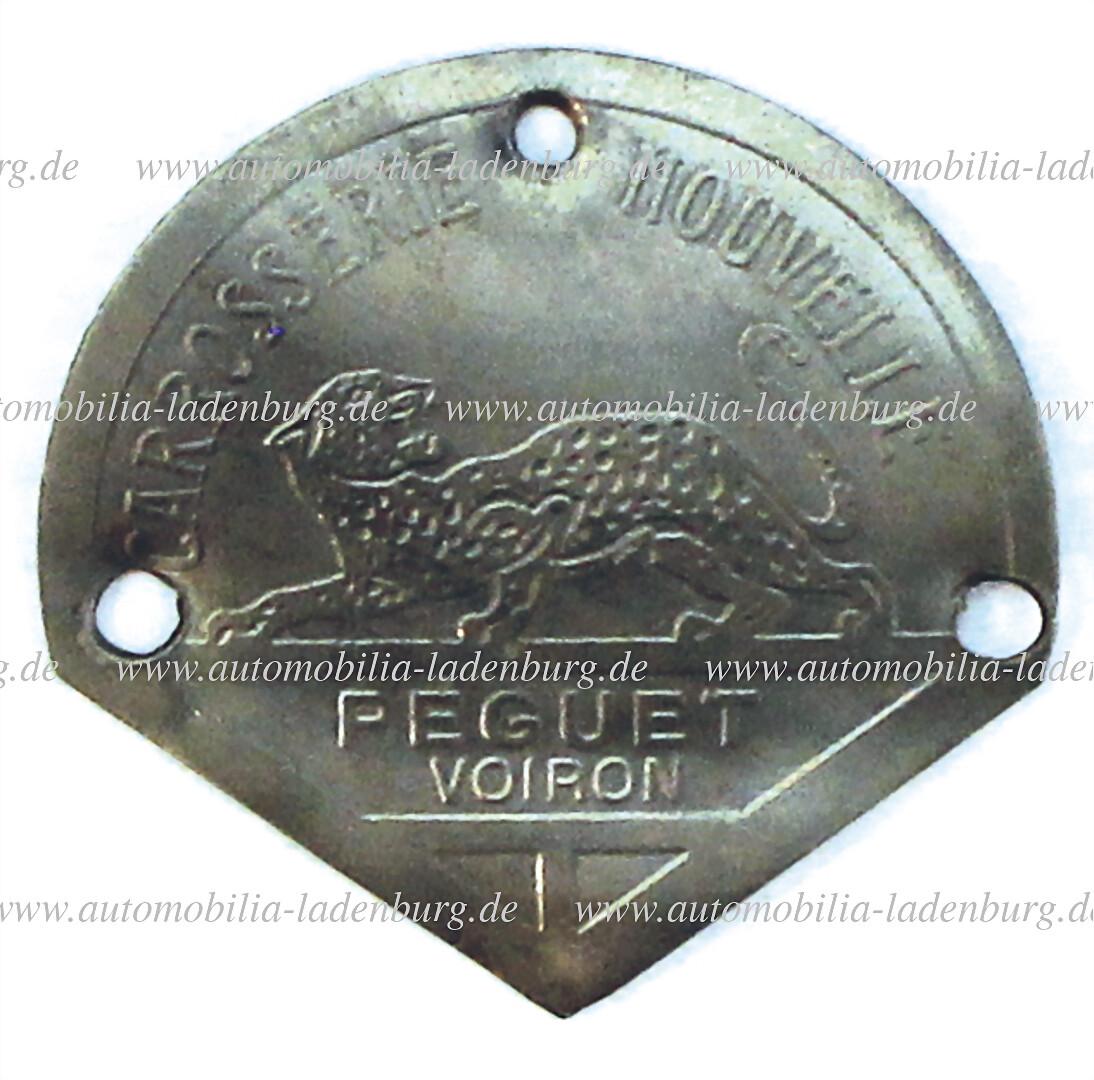 PEUGEOT badge for the car body '20s "Carrosserie Nouvelle Peugeot Voiron", 4.5x5cm German: PEUGEOT badge for the car body '20s "Carrosserie Nouvelle Peugeot Voiron", 4.5x5cm German Description PEUGEOT Karosserieplakette 20er Jahre "Carrosserie Nouvelle Peugeot Voiron", 4,5x5cm