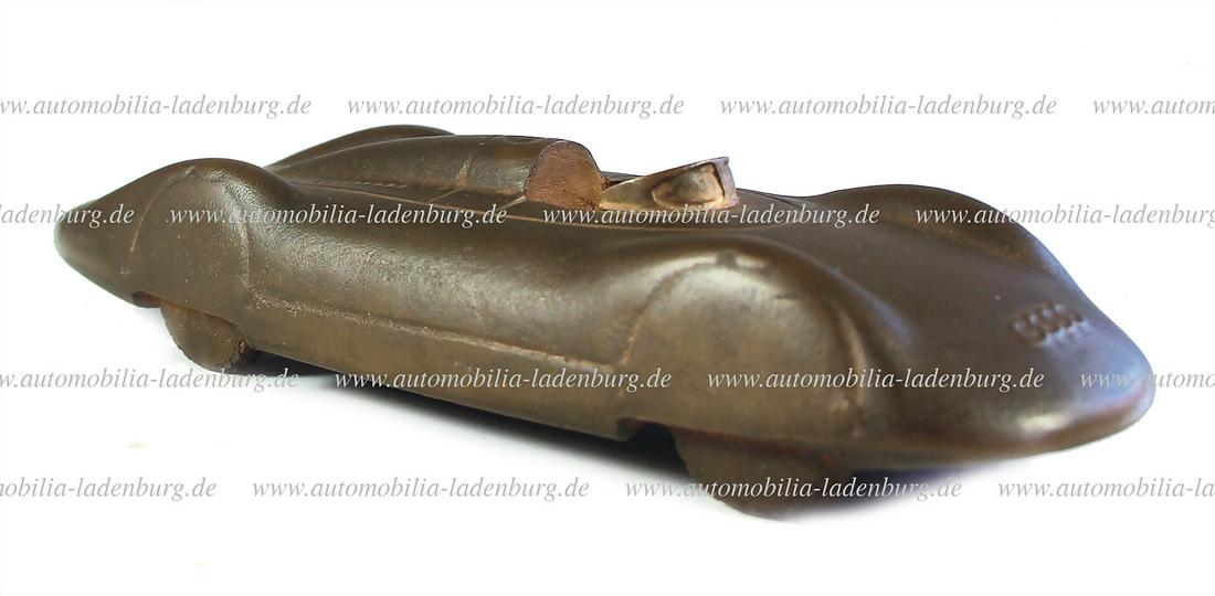AUTO UNION desk model Auto Union type C streamline world-record car 1937, cast bronze with a lenght (1 of 1)