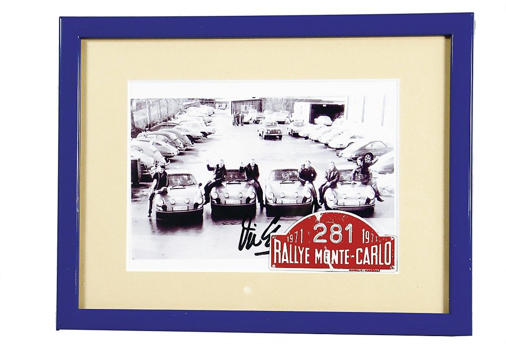 PORSCHE rally Monte Carlo 1971, B/W photo, signe: PORSCHE rally Monte Carlo 1971, B/W photo, signed Vic Elford, picture shows the four factory cars with the license number SL 2262, 63, 64 and 65, with participant badge start number 281 German: PORSCH