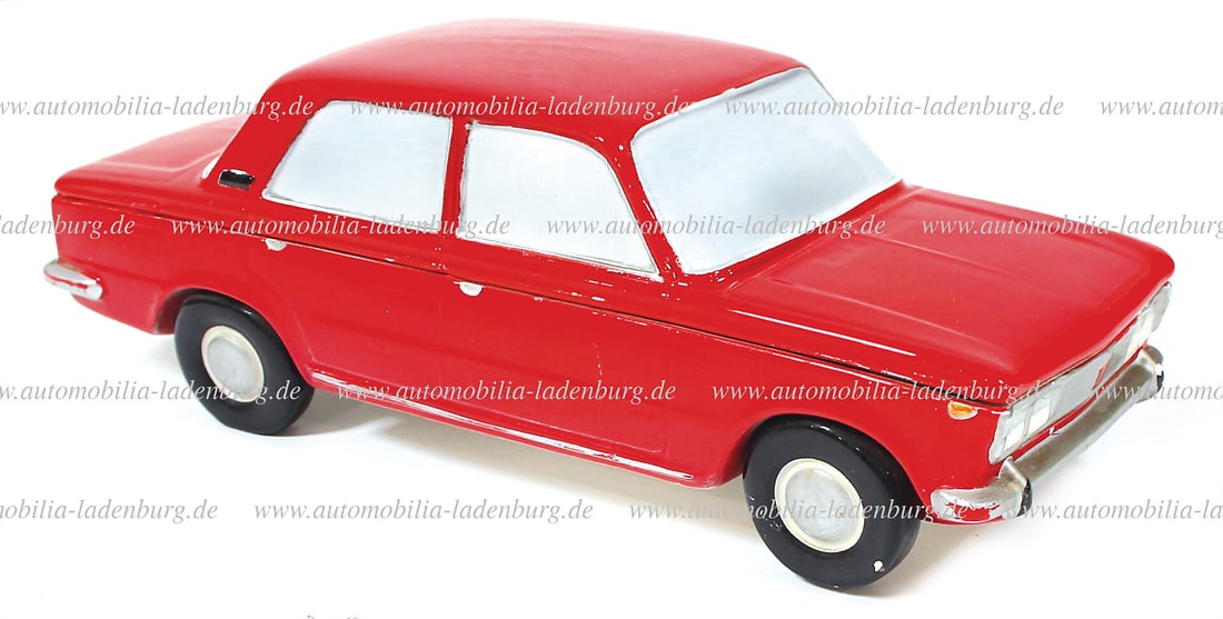 FIAT ceramic model Fiat 125, with removable roof, 30x11x10cm   German Description  FIAT (1 of 2)